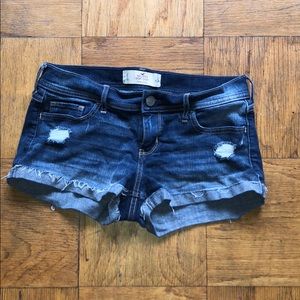 Hollister shorts size 9
